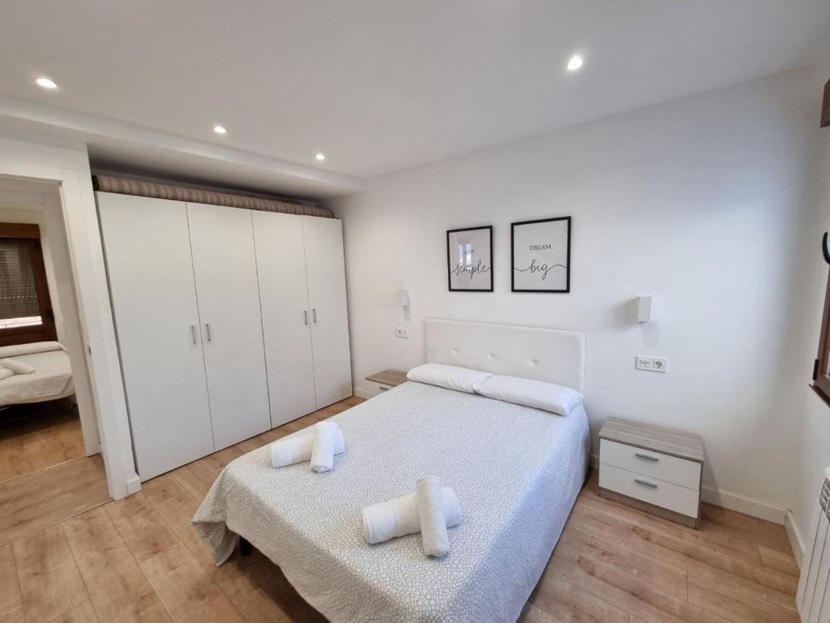 102A Apartamento Moderno 2 Habitaciones ヒホン エクステリア 写真