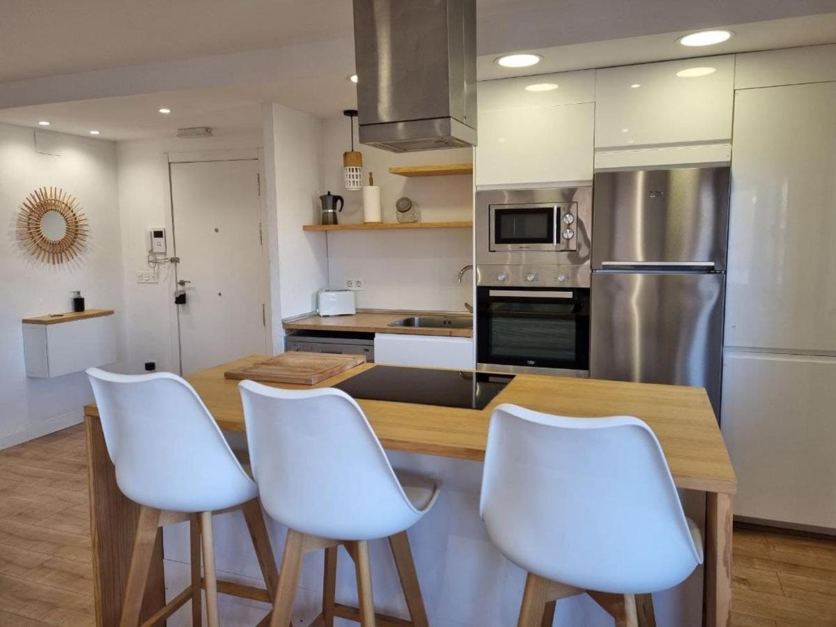102A Apartamento Moderno 2 Habitaciones ヒホン エクステリア 写真
