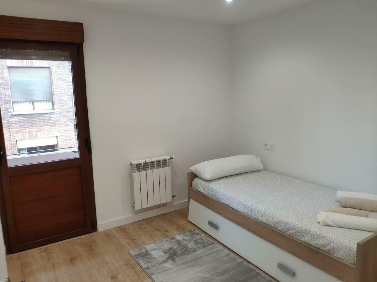 102A Apartamento Moderno 2 Habitaciones ヒホン エクステリア 写真